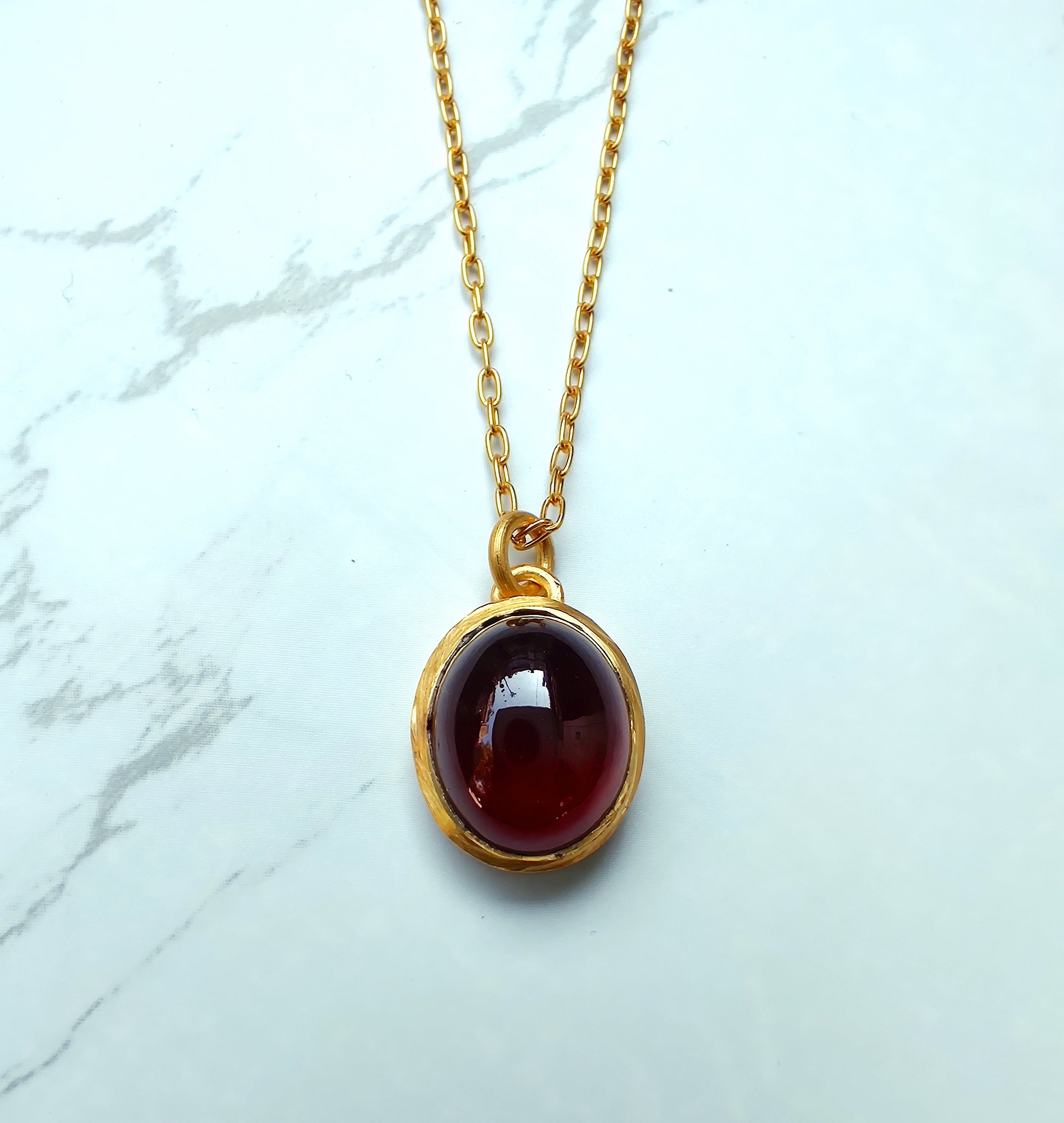 January Birthstone: The Garnet Crystal