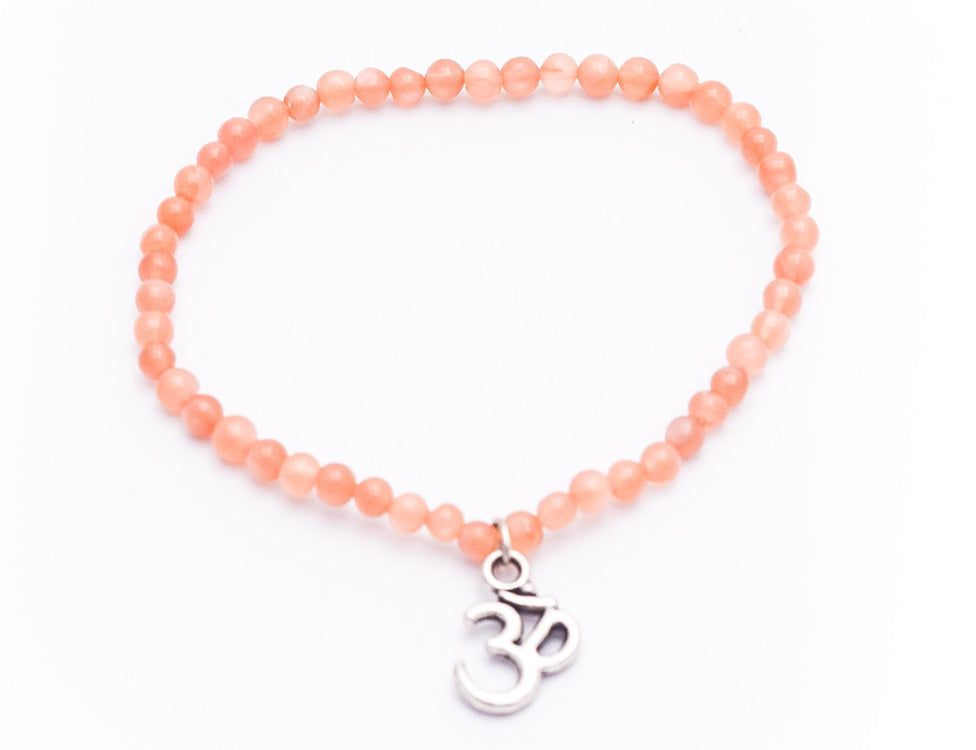 Mini Peach Moonstone Bracelet